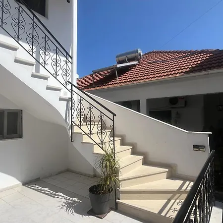 Thalistris Nydri (Lefkada)